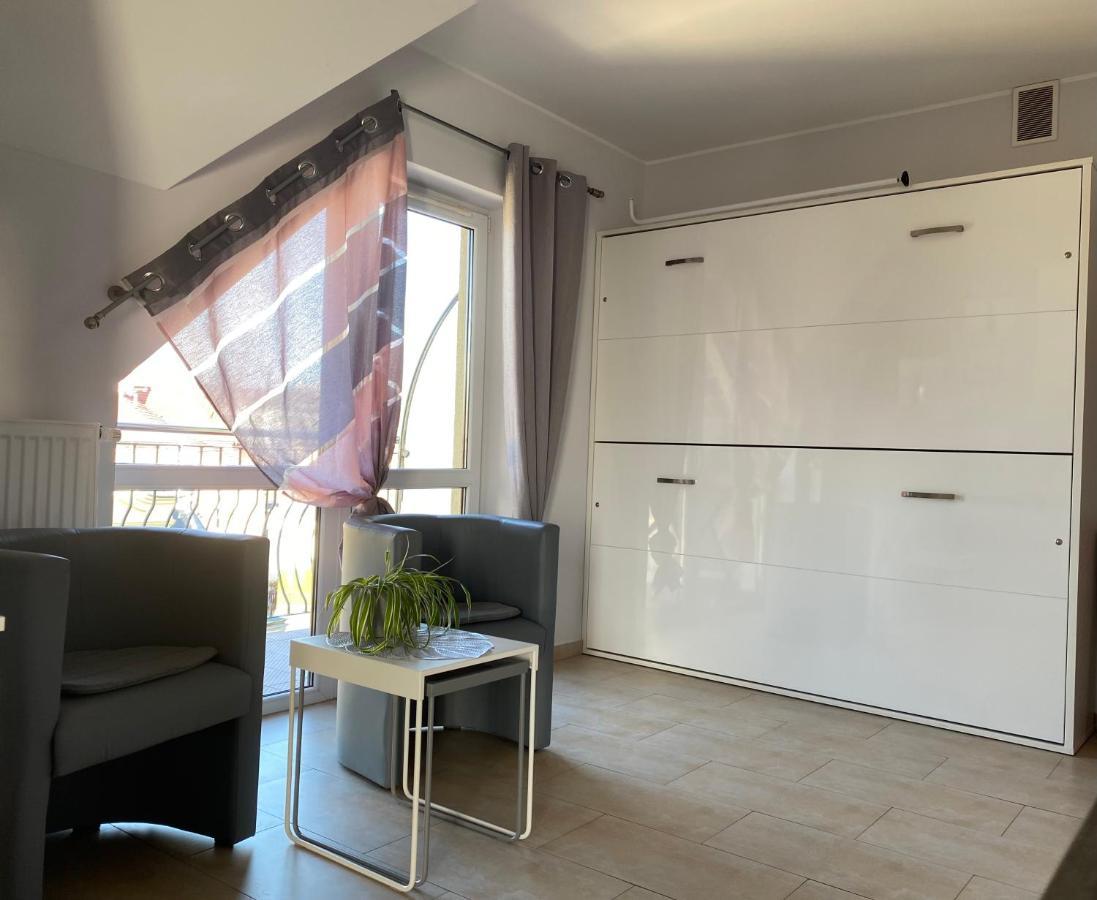 Apartament Bella Apartment เมียนซิดดรอแย ภายนอก รูปภาพ